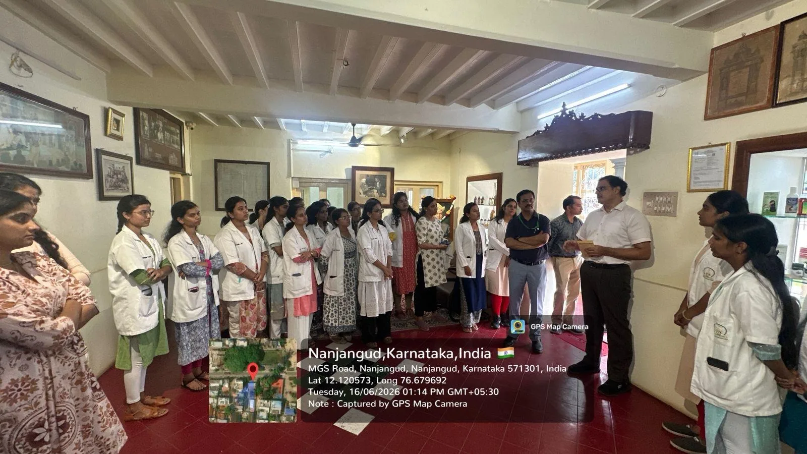 JSS Ayurveda College, jssishayurvedacollege-pharmacy-visit